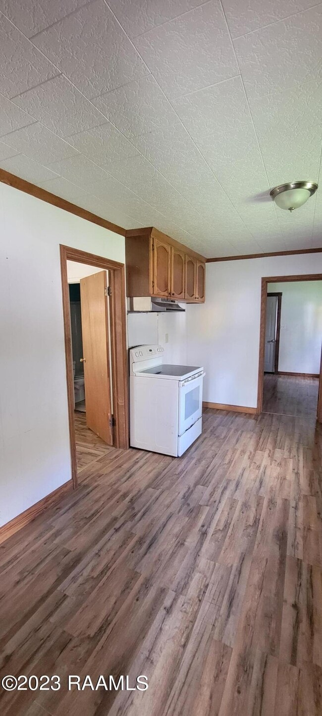 Building Photo - 232 Hulin St