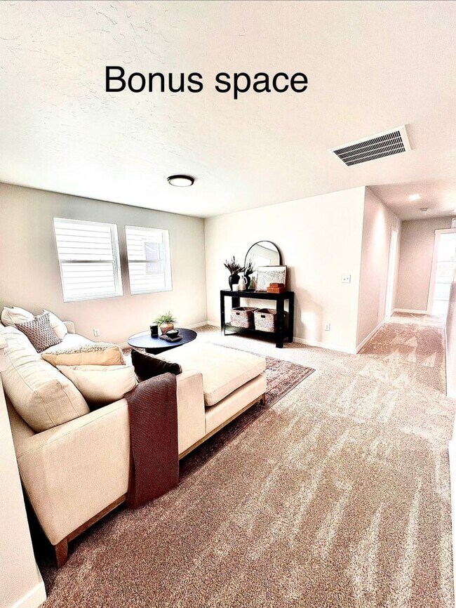Building Photo - BRAND NEW HOME! 4 Bed/2.5 Bath plus Office and Flex Space Upstairs