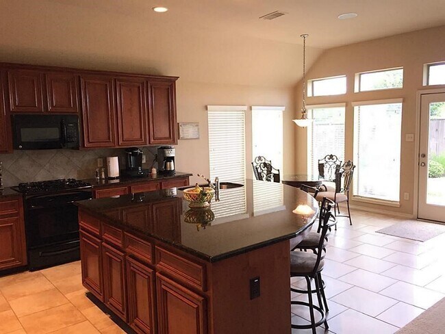 Building Photo - 1602 Eden Meadows Dr