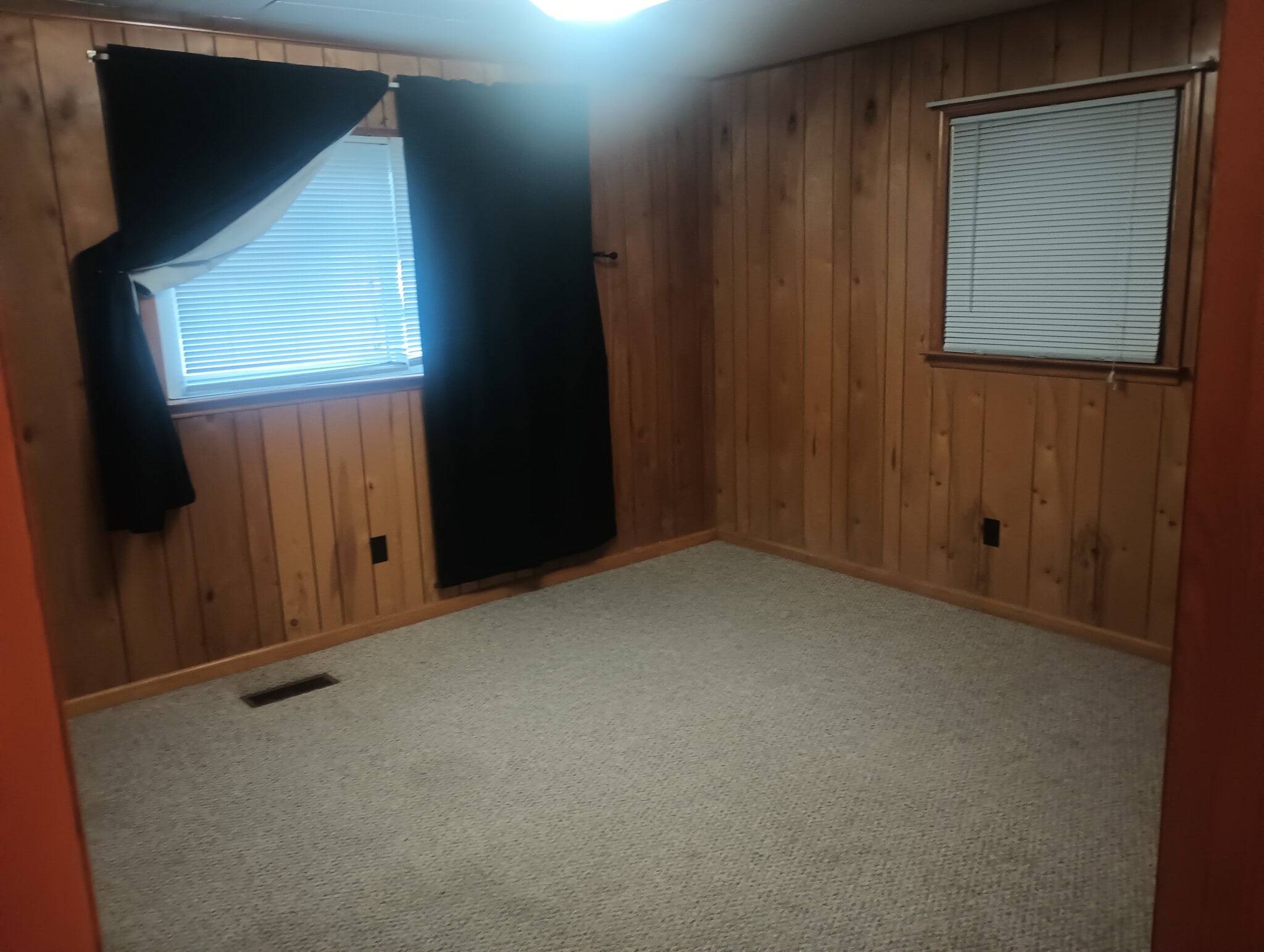 2nd Bedroom - 1039 Old State Highway 8