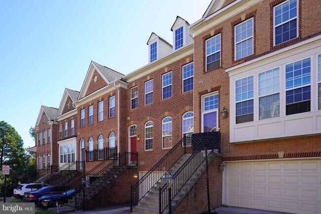 Building Photo - 5685 Faircloth Ct