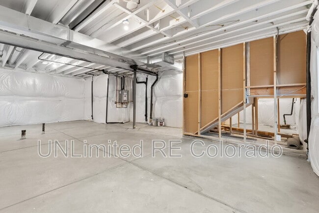 Building Photo - 18014 Tree Sparrow Ave