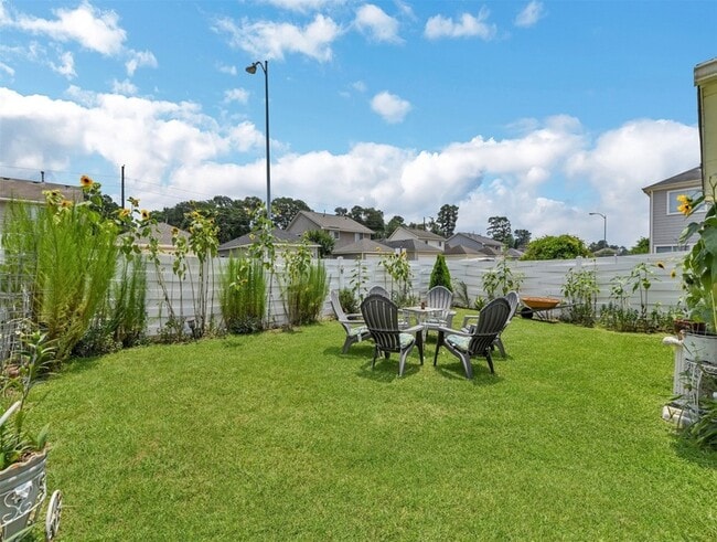 Building Photo - 21879 Mossy Field Ln