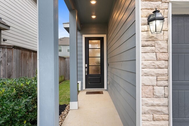 Building Photo - 516 Bristol Tide Ct