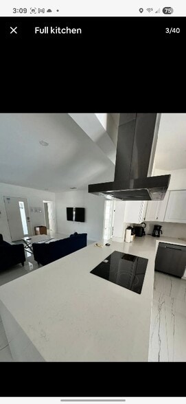 Building Photo - 1260sw SW 32nd St