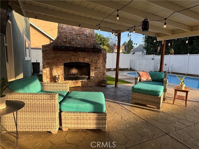 Building Photo - 400 E Patwood Dr