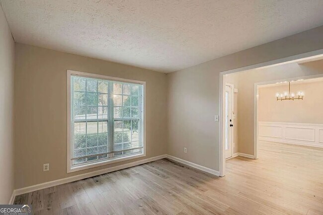 Building Photo - 1570 Twin Bridge Ln