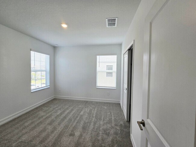 Building Photo - Annual Rental in Stonegate Preserve – Brand-New 3 Bedroom, 2.5 Bath Home with Loft, Main-Level Pr...