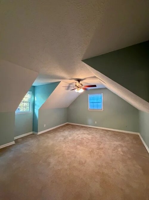 Building Photo - 1170 Lois Ln