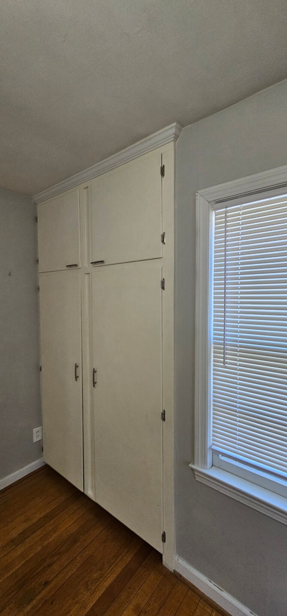 Building Photo - 7228 Linden St