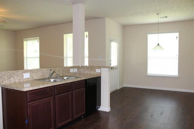 Building Photo - 12151 Pia Drive