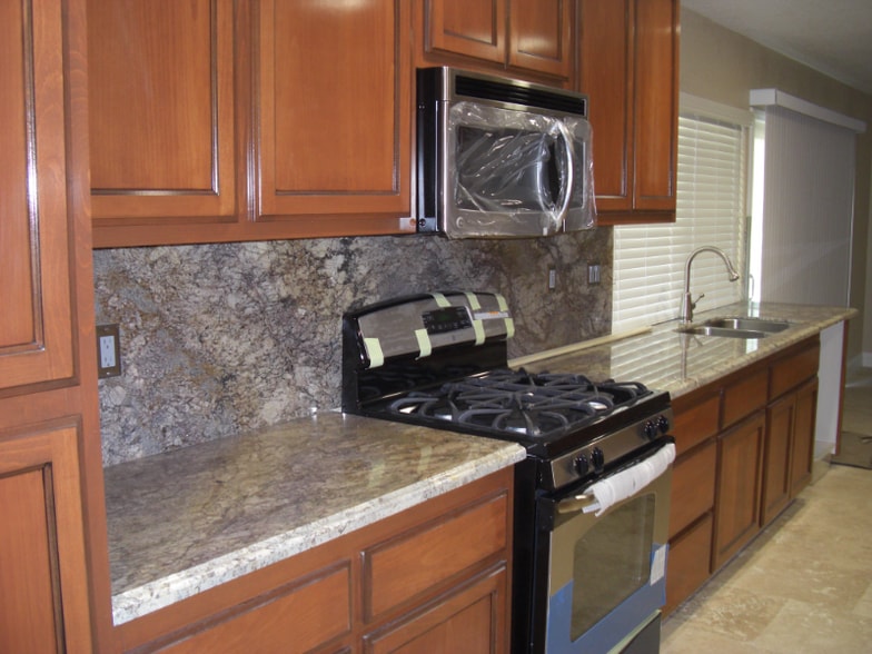 Building Photo - 16180 Washington St