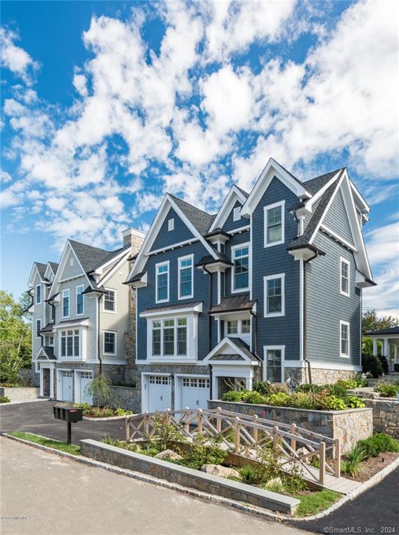 Building Photo - 1 Home Pl