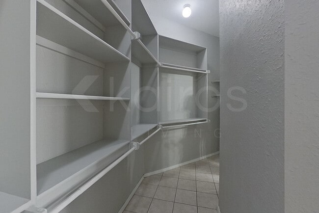 Building Photo - 1336 NW 9th St