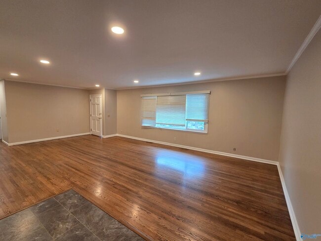 Building Photo - 907 Fagan Springs Dr SE