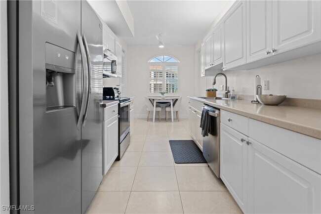 Building Photo - 800 L'Ambiance Cir