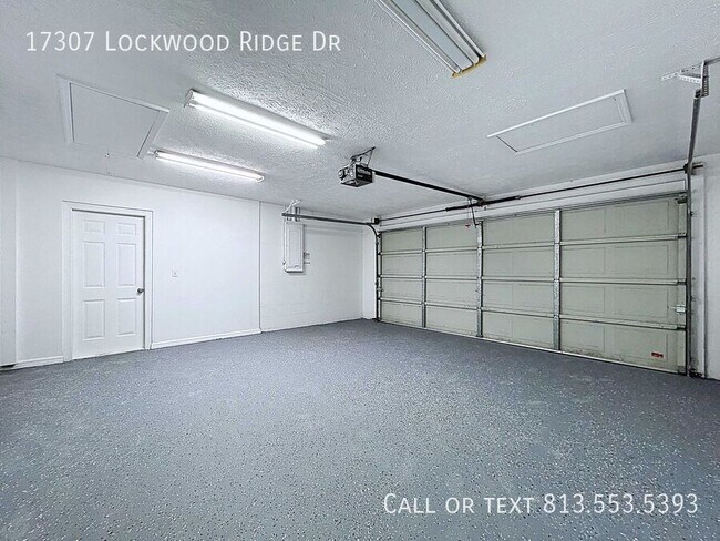 Building Photo - 17307 Lockwood Ridge Dr