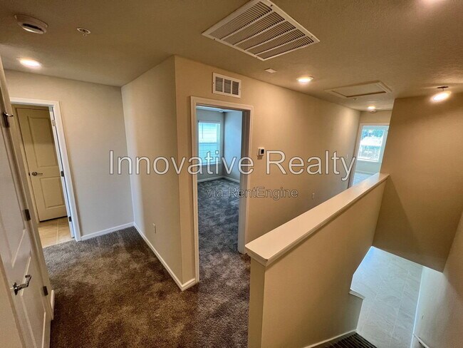 Building Photo - 2895 Clever Ln