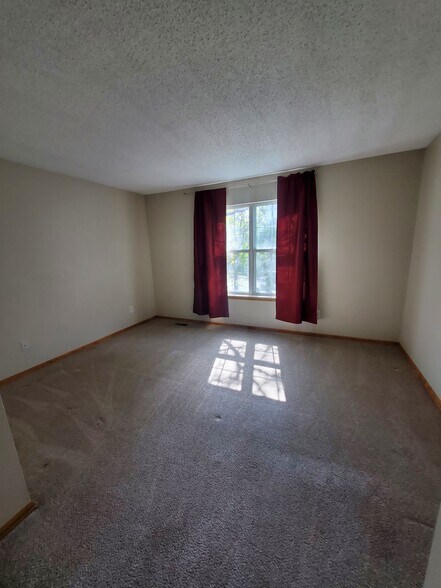 Building Photo - 1150 Milo Cir