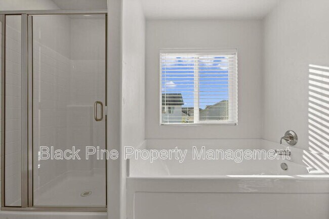 Building Photo - 11130 Aspen Hl Dr