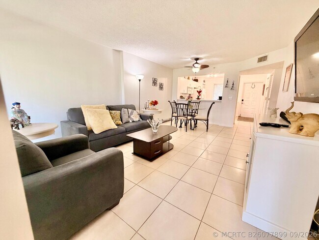 Building Photo - 9511 Weldon Cir