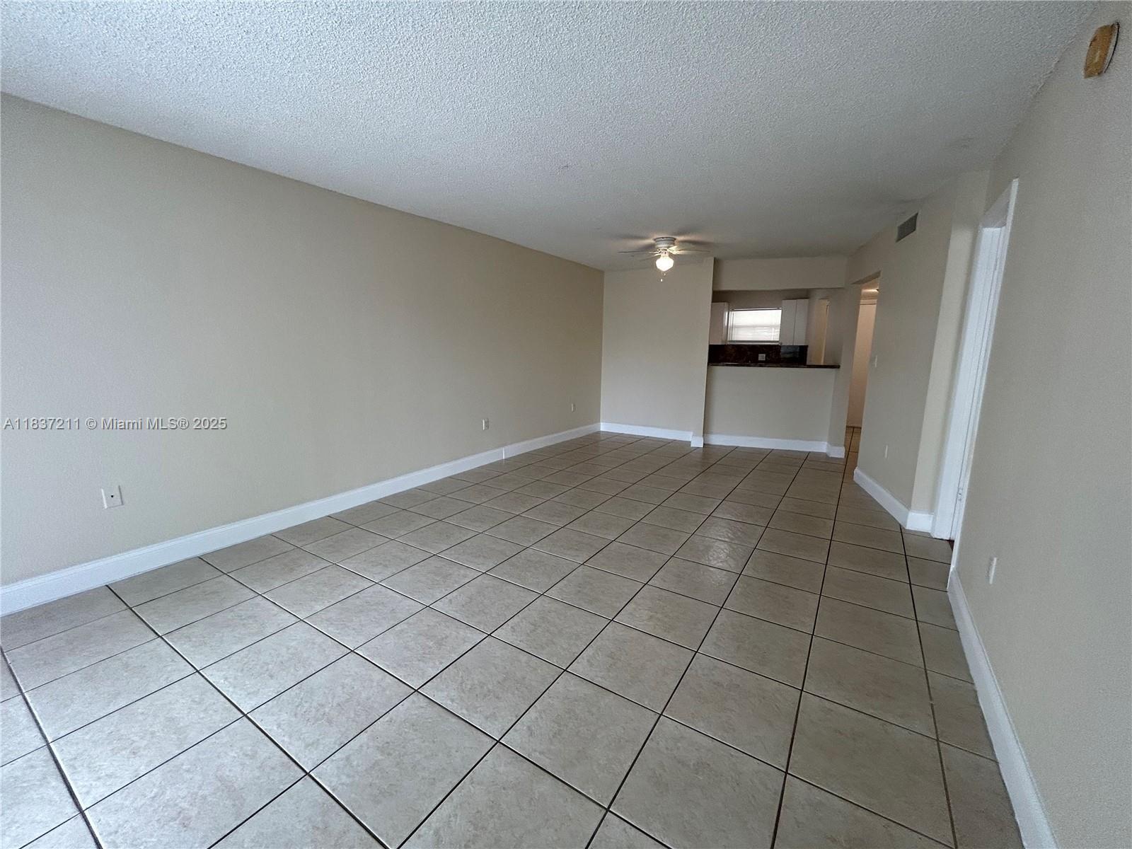 Building Photo - 4255 N University Dr