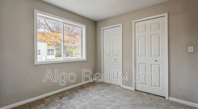 Building Photo - 1209 N Woodbridge St