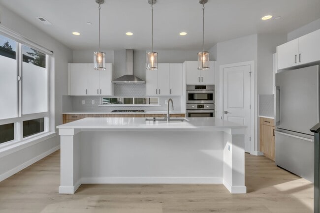 Building Photo - 4432 137th St SW