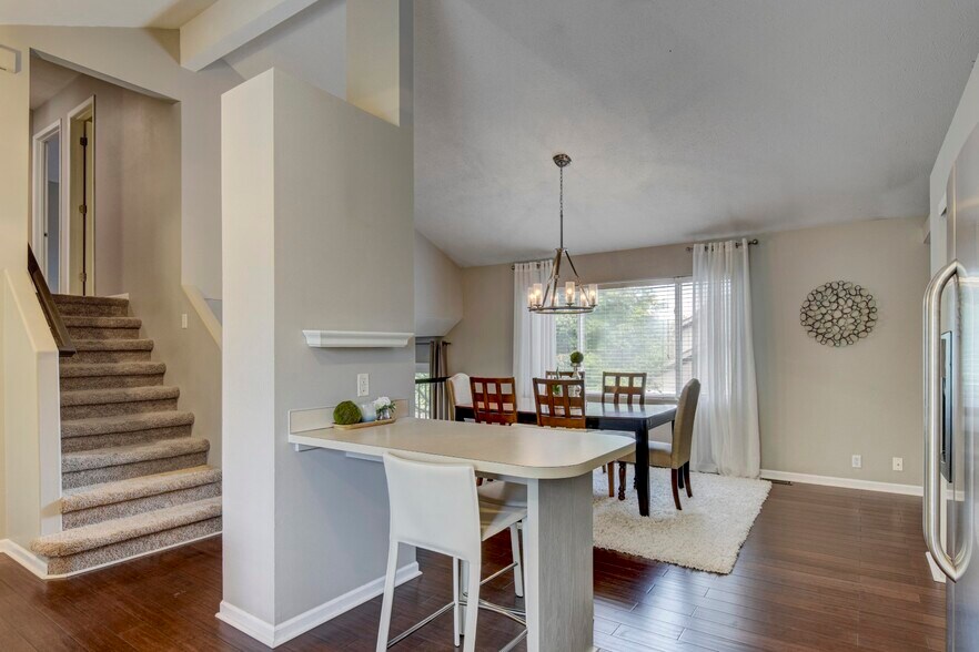 Building Photo - 17904 Karen Cir