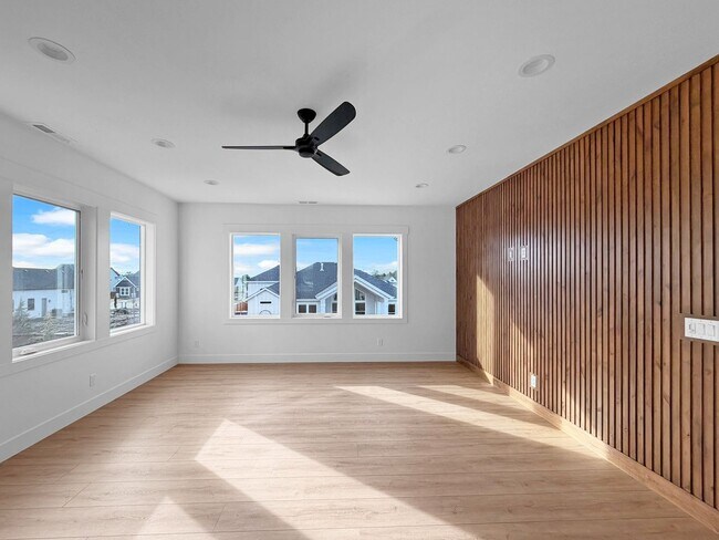 Building Photo - Pet-Friendly Luxury: New 4BD Construction with 2 Dedicated Offices in Eagle’s Centerra Community