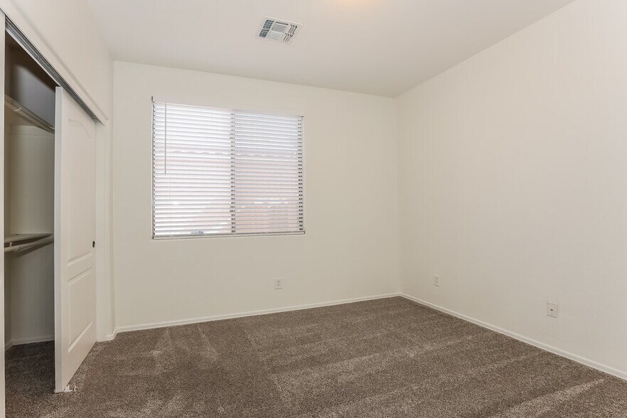 Building Photo - 7406 W Superior Ave