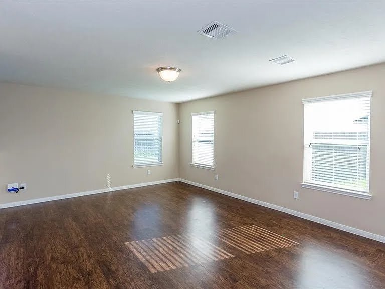 Building Photo - 6103 El Granate Dr