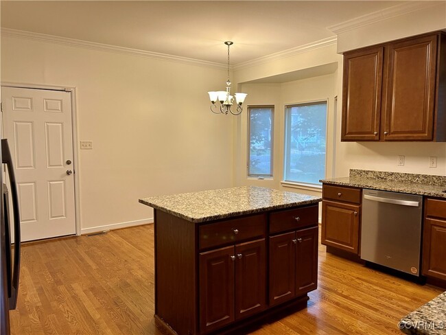 Building Photo - 1520 Crawford Wood Dr