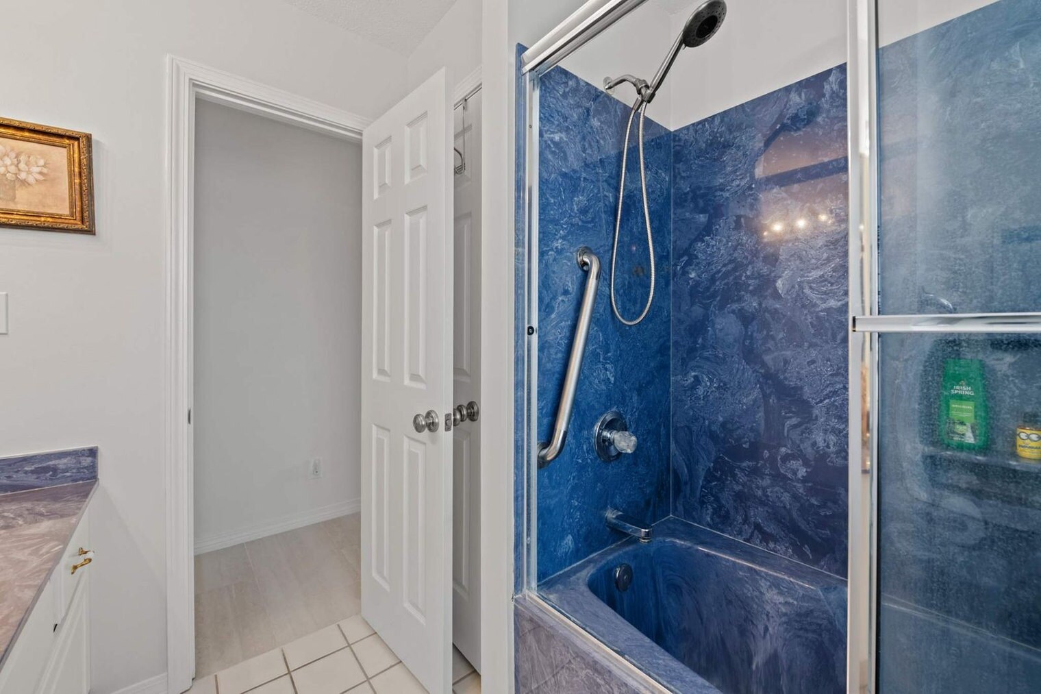 Building Photo - 300 Lan Rob Ln