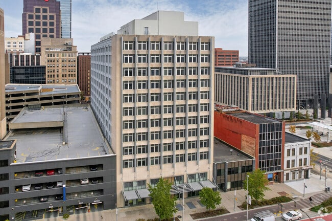 Building Photo - Pembroke Place