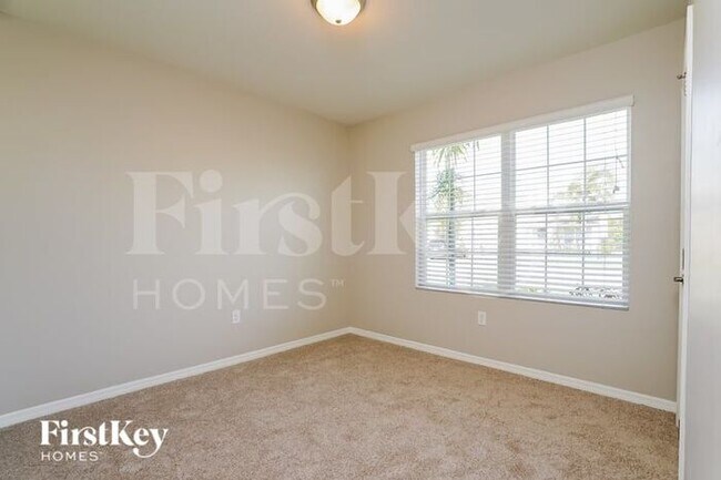 Building Photo - 3452 Acapulco Cir