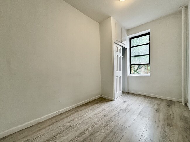 Floorplan - 182 Claremont Avenue