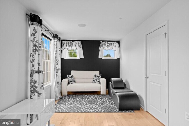 Building Photo - 1116 Autumn Brook Ave