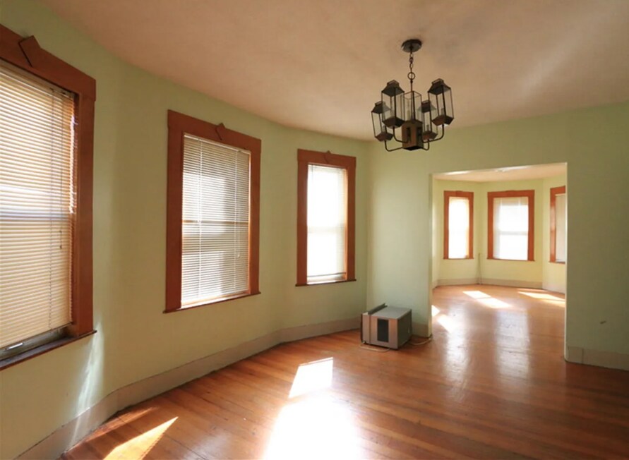 Building Photo - 59 Conwell Ave