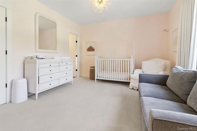 Building Photo - 1 Stonewall Ln