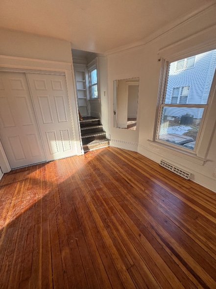 Building Photo - 325 W Grand Ave