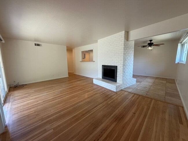 Building Photo - Gorgeous Rancho Cordova Home on Large Corner Lot!