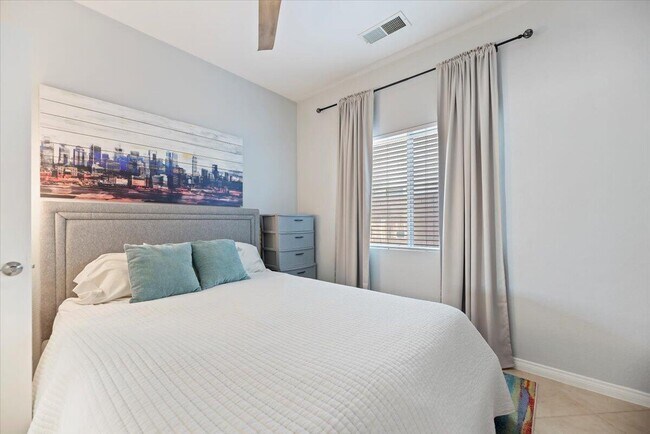 Building Photo - 3982 Eastgate N Rd