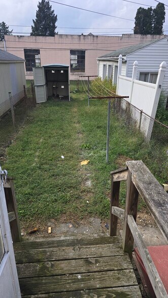Building Photo - 307 Summit Ave