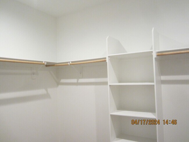 Building Photo - COOL POOL, PARKS AND NEAR NEW 3 BR PLUS DEN IN MEINFEE