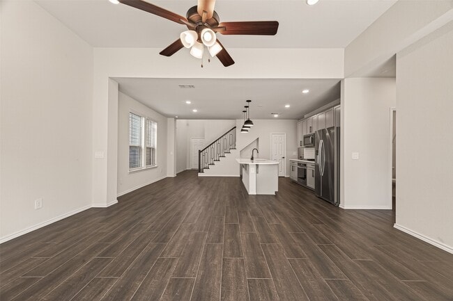 Building Photo - 3405 Knighton Hill Dr