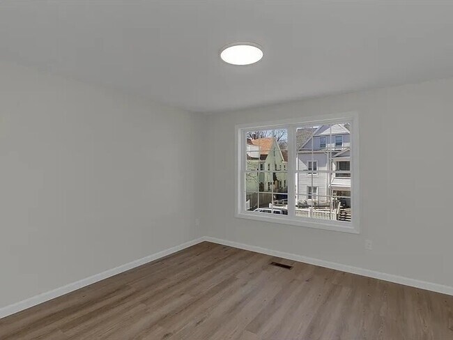 Building Photo - 65 Euclid Ave