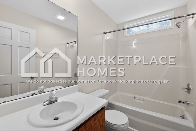 Building Photo - 1119 Roper Mountain Rd