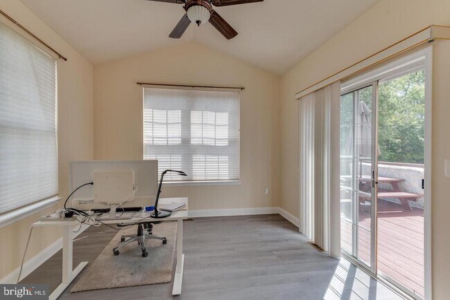 Building Photo - 45921 Altman Ct