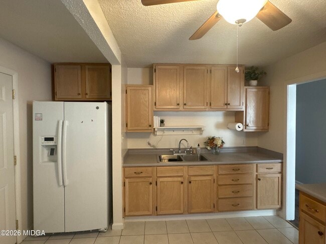 Building Photo - 3823 St Charles Pl